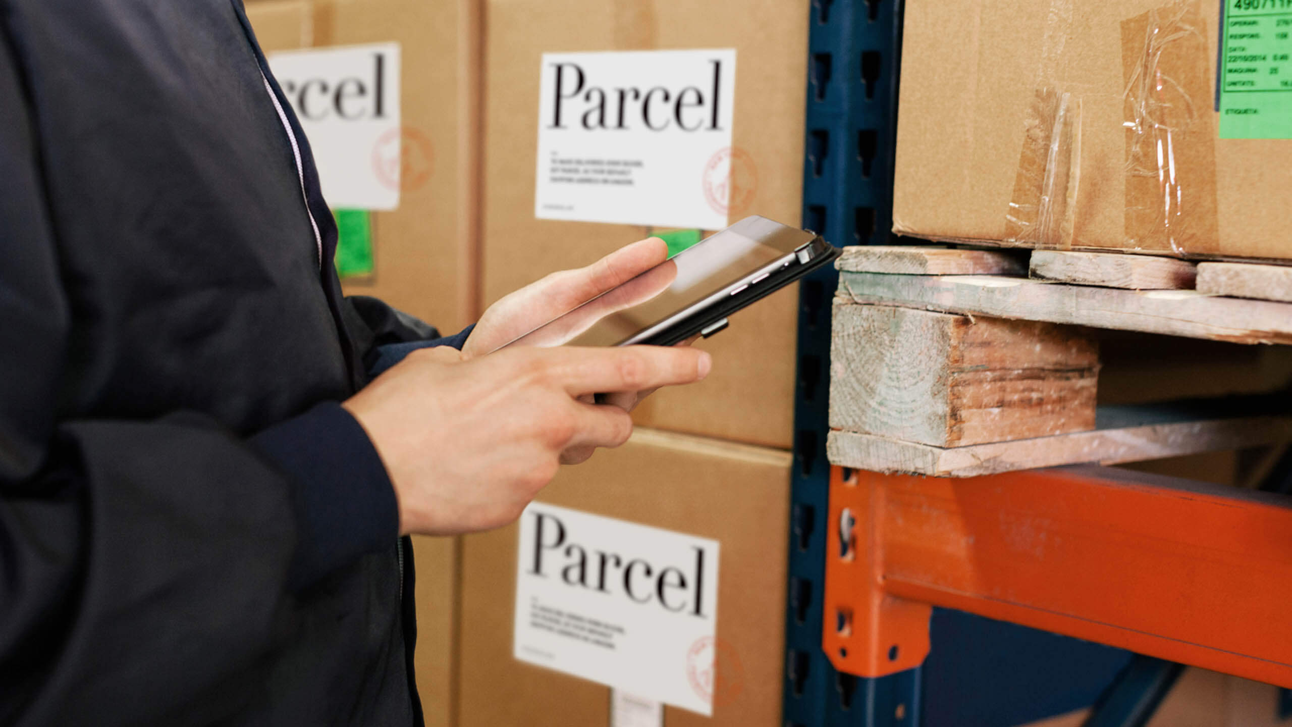 bueno-work-boxes-warehouse