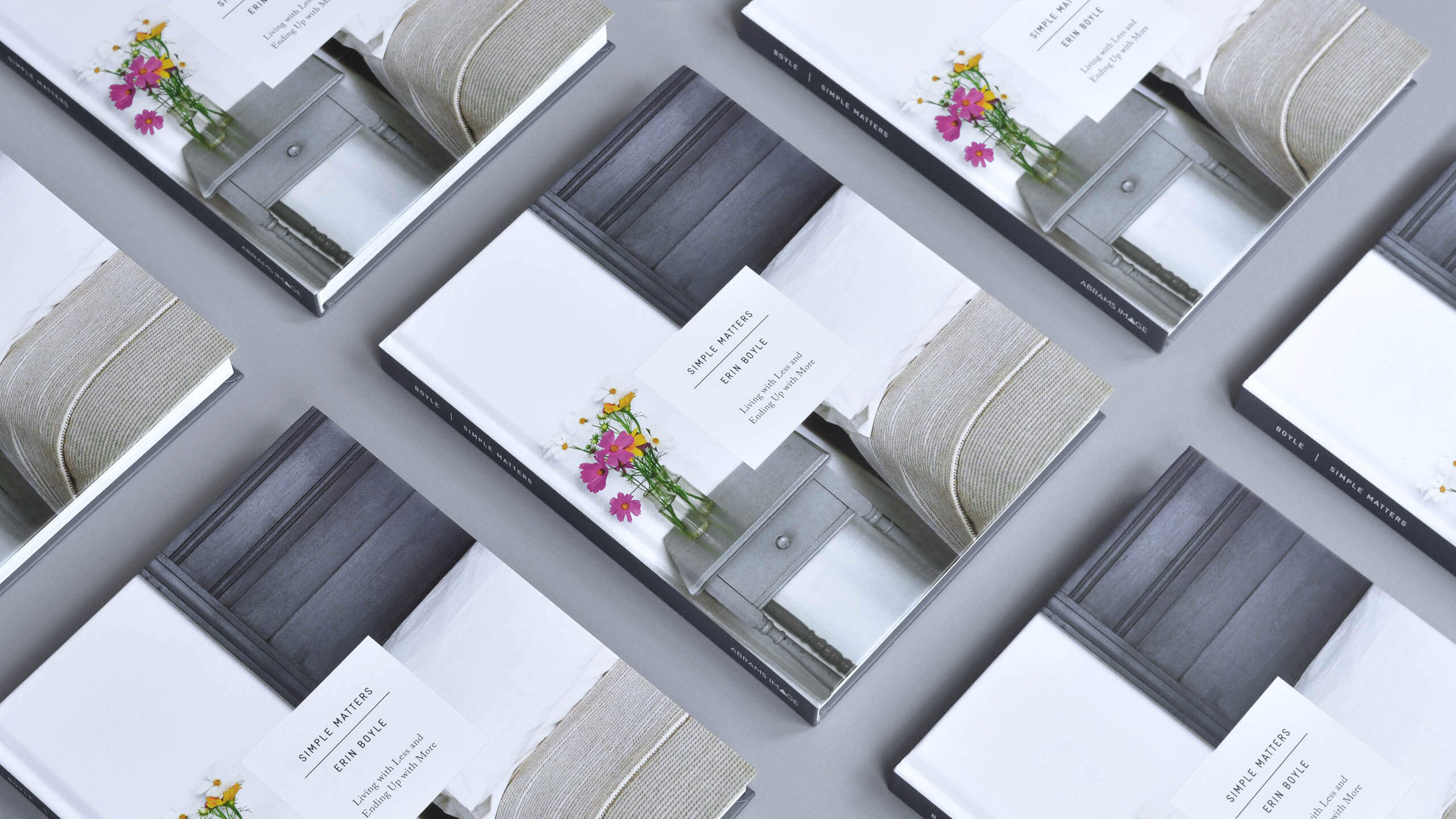 bueno-work-simple-grid-of-books